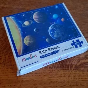 MaxFun Solar System 1000 piece puzzle
